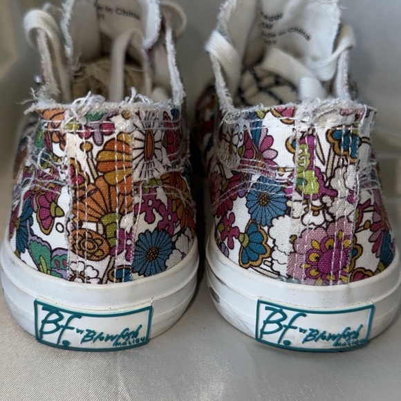 BF by Blowfish Malibu Maggi Daisy Floral Sneakers Multicolor Coquette Canvas 8.5 - Picture 5 of 13